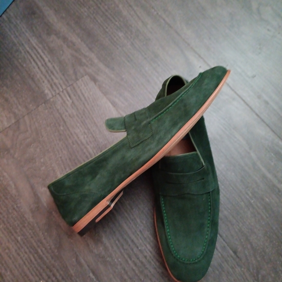Modern Fiction Men's Green Suède Loafer Shoe NIB Sz 12 - Picture 3 of 5
